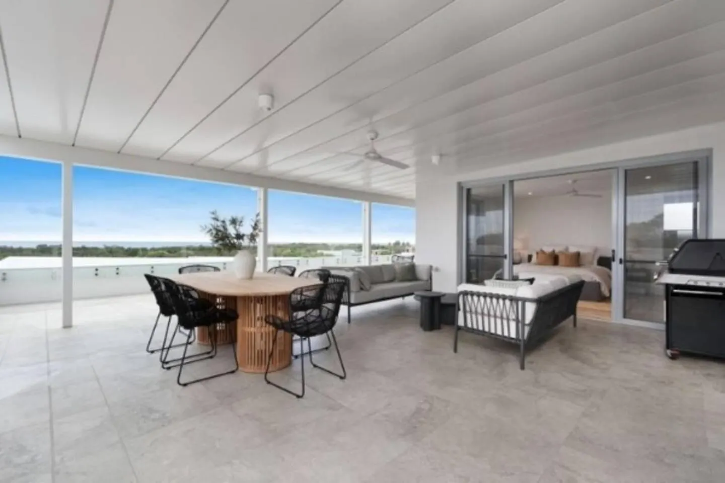 Lavish Ocean View Penthouse Near The Beach Coolum Beach 0*,