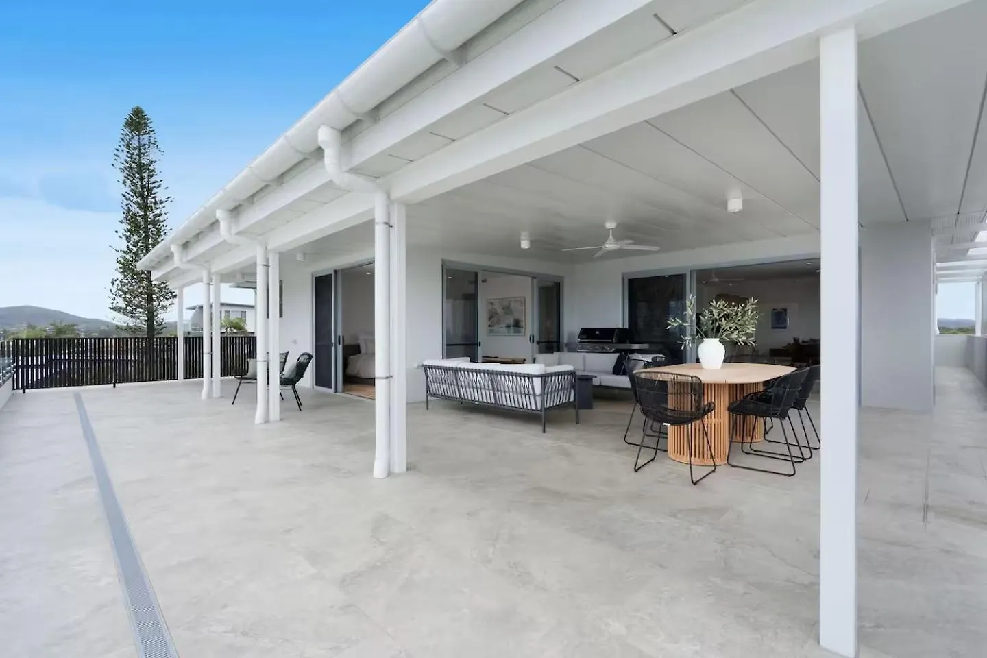 Lavish Ocean View Penthouse Near The Beach Coolum Beach Appartement